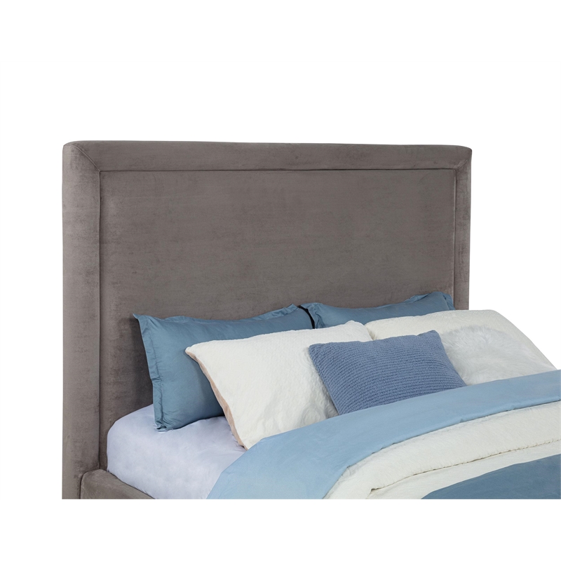 Pemberly Row Set of 4 Fabric Queen Panel Platform Bed & Dresser & Nightstands