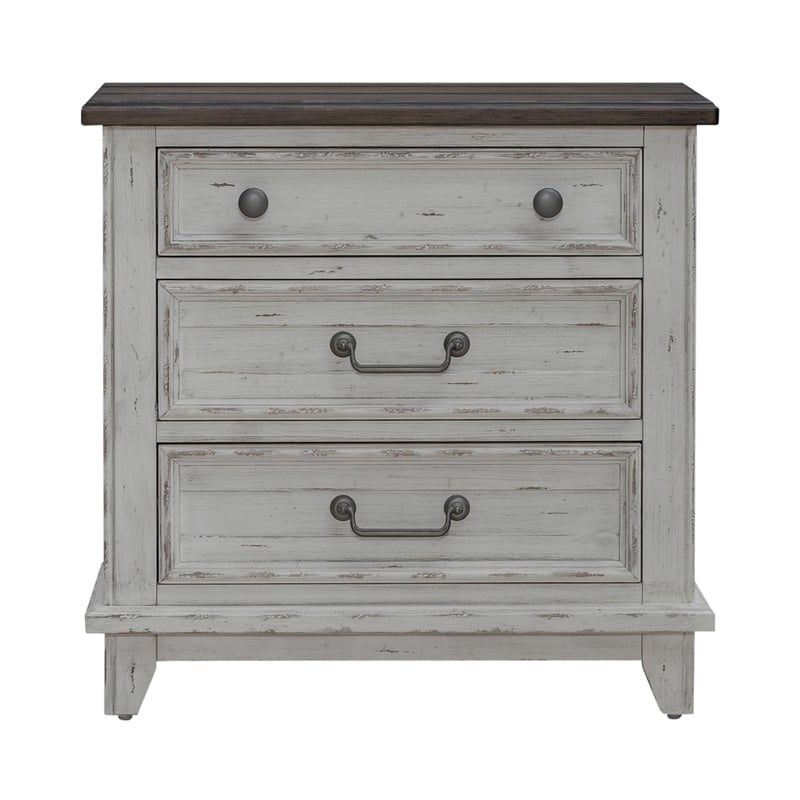 Pemberly Row Set of 4 Queen Panel Bed & & Dresser & Nightstands