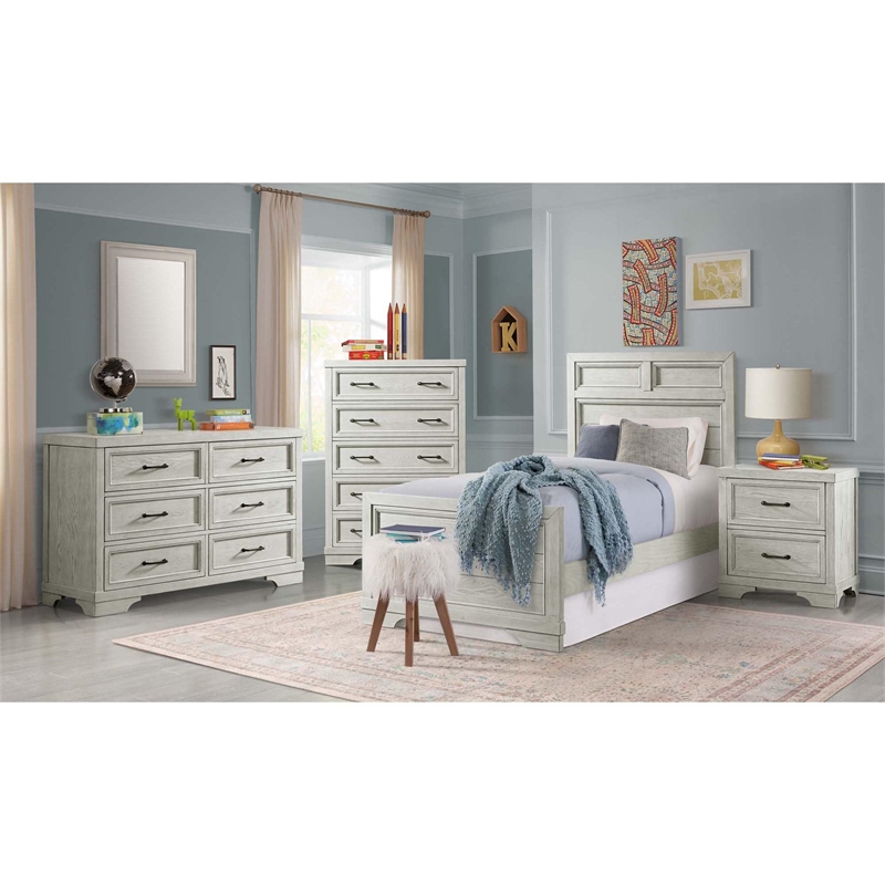 Pemberly Row Traditional 6-Drawer Wood Dresser in White Dove