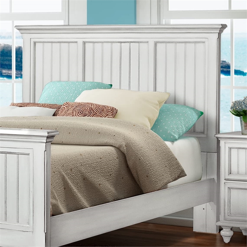 Pemberly Row Modern Coastal Solid Wood King Panel Bed in White