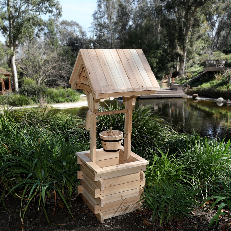 Pemberly Row Transitional Cedar Wood Decorative Wishing Well in Beige