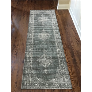 Pemberly Row Traditional 2'2&quot x 7'7&quot Rectangular Fabric Rug in Green