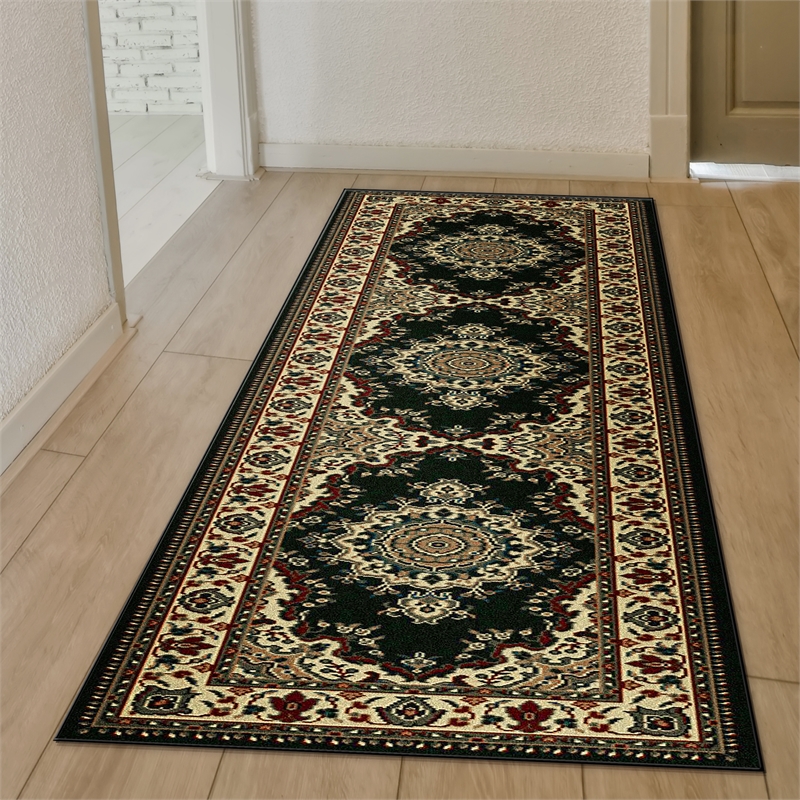 Pemberly Row Traditional Medallion 2'2