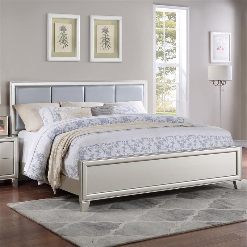 Pemberly Row Engineered Wood Modern / Contemporary Queen Bed in Gray