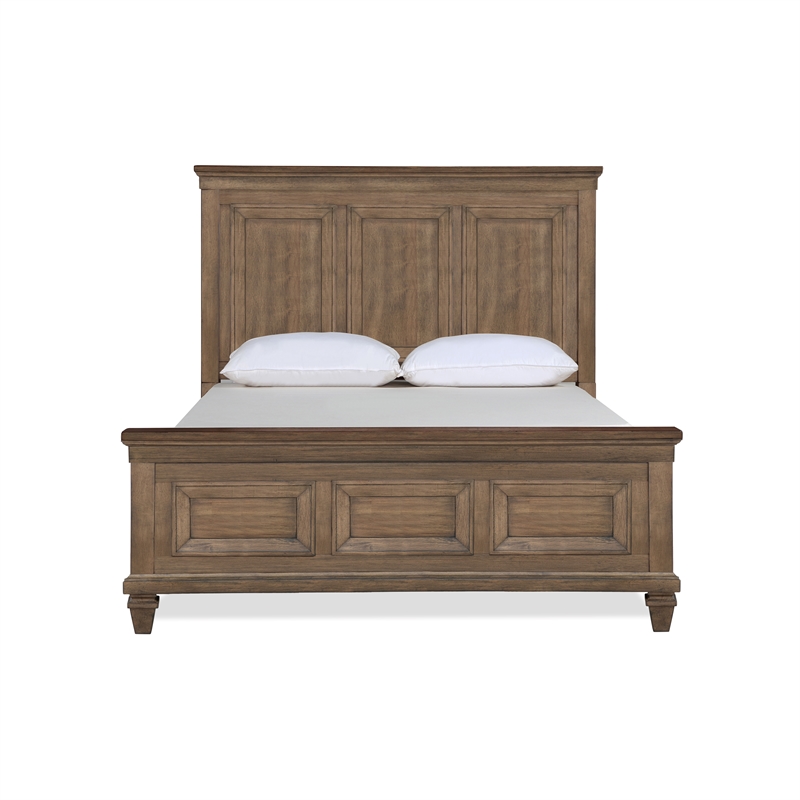 Pemberly Row Traditional Wood Queen Size Bed in Vintage Mocha