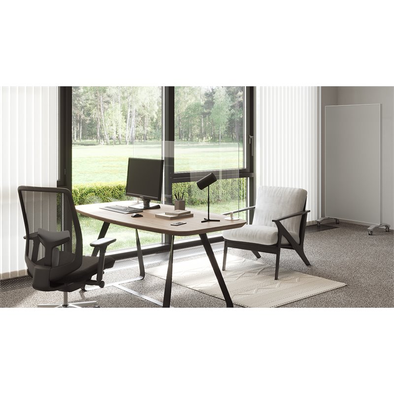 Pemberly Row Plastic 24