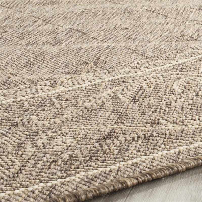 Pemberly Row Contemporary Round 7'10