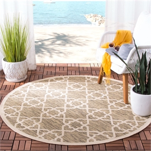 Pemberly Row Contemporary Round 7'10&quot Indoor Outdoor Area Rug in Brown