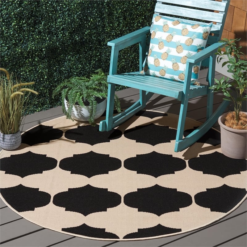 Pemberly Row Contemporary Beige Indoor Outdoor Rug in Round 5'3