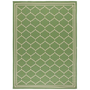 Pemberly Row Polypropylene Green Indoor Outdoor Rug - 6'7&quot x 9'6&quot