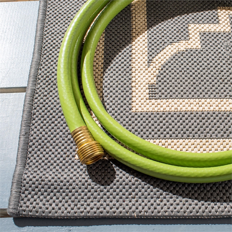 Pemberly Row Polypropylene Grey Indoor Outdoor Rug - 2'7