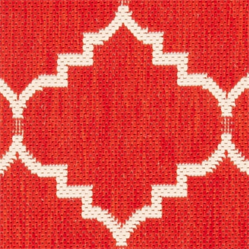 Pemberly Row Polypropylene Red Indoor Outdoor Rug - 2'7
