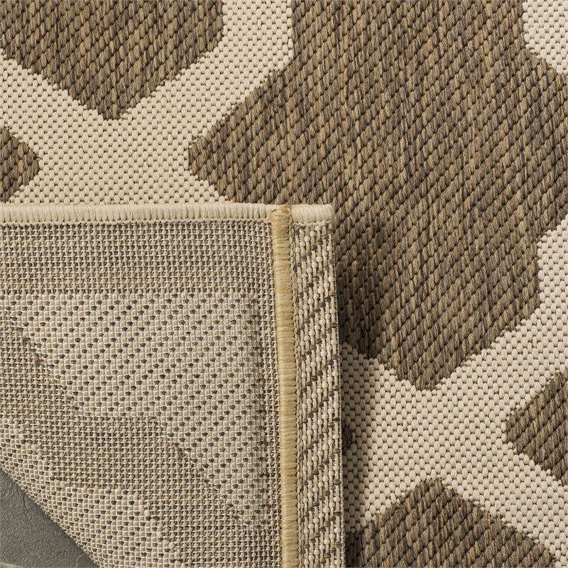 Pemberly Row Polypropylene Brown Indoor Outdoor Rug - Square 4'