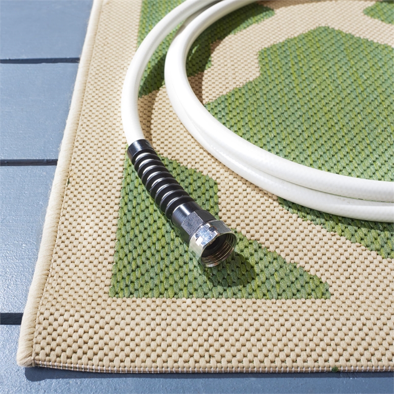 Pemberly Row Polypropylene Green Indoor Outdoor Rug - 9' x 12'