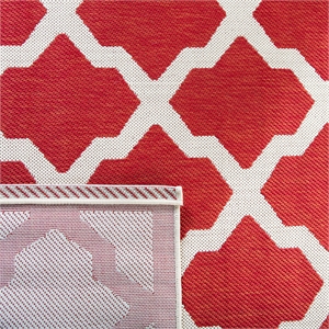 Pemberly Row Polypropylene Red Indoor Outdoor Rug - 4' x 5'7&quot