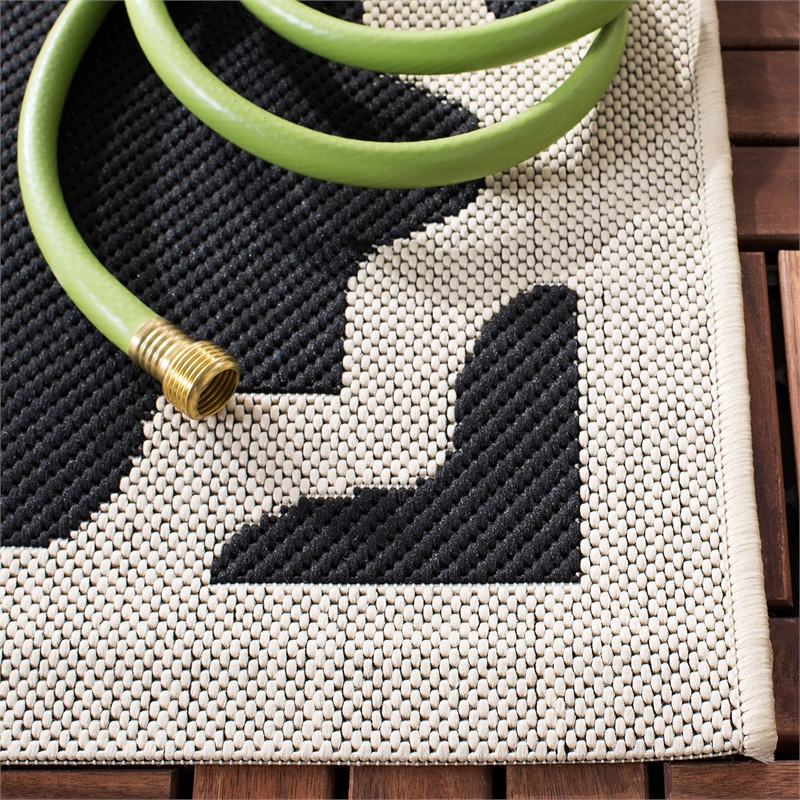 Pemberly Row Polypropylene Black Indoor Outdoor Rug - Runner 2'3