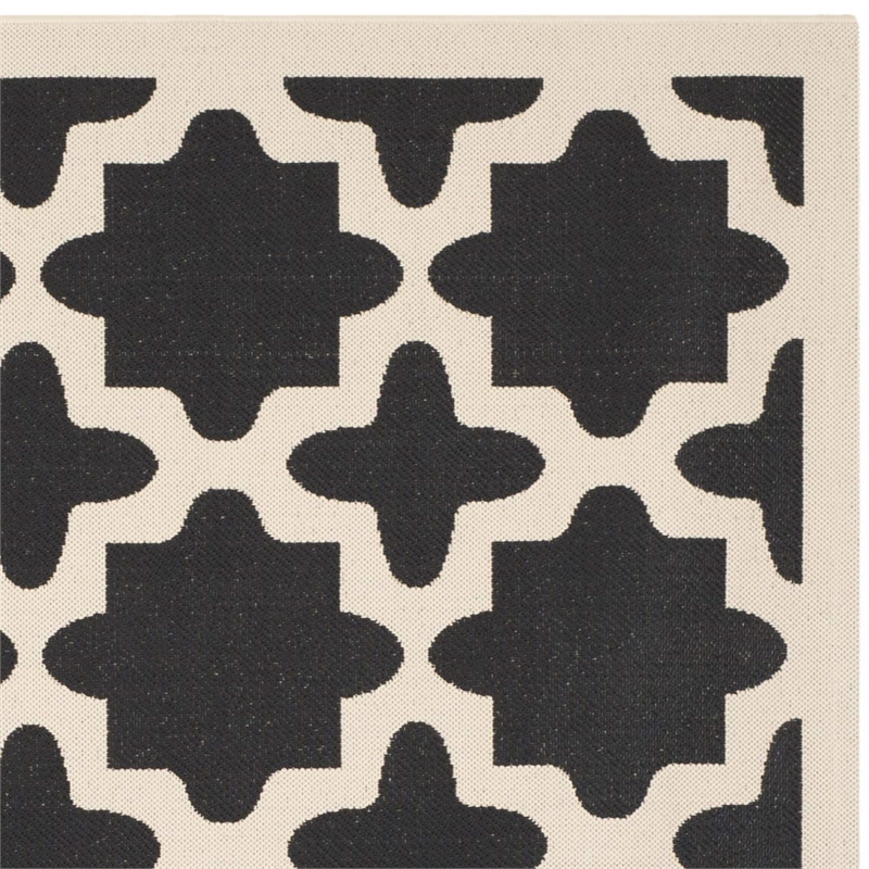 Pemberly Row Polypropylene Black Indoor Outdoor Rug - Square 7'10