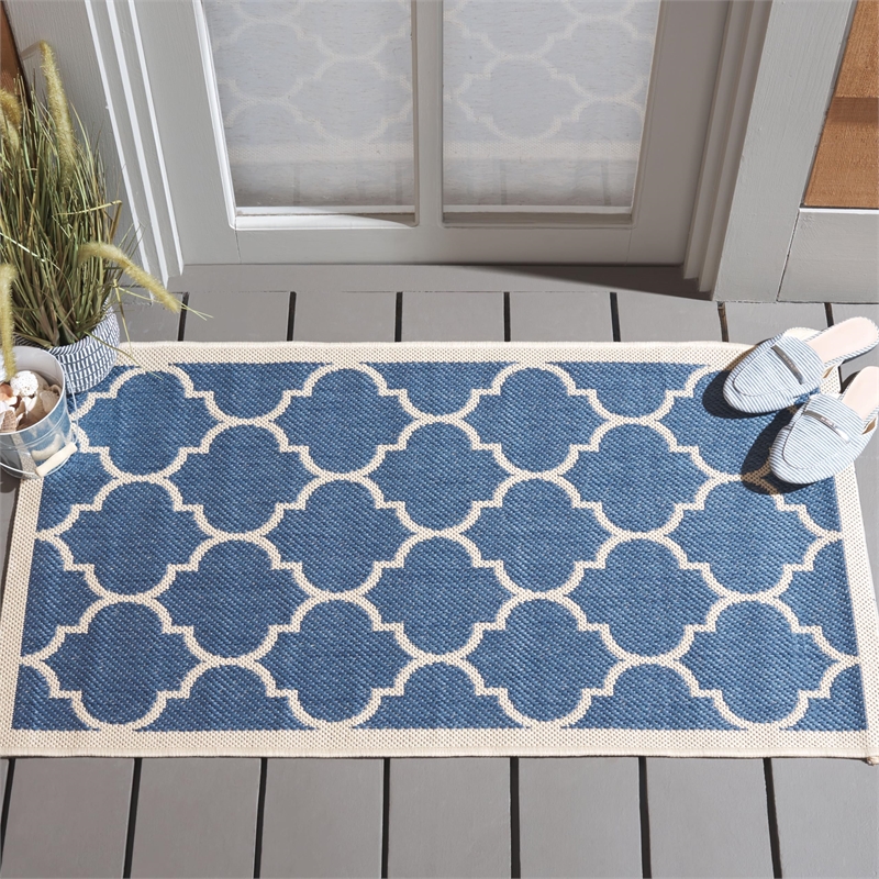 Pemberly Row Polypropylene Blue Indoor Outdoor Rug - 2' x 3'7