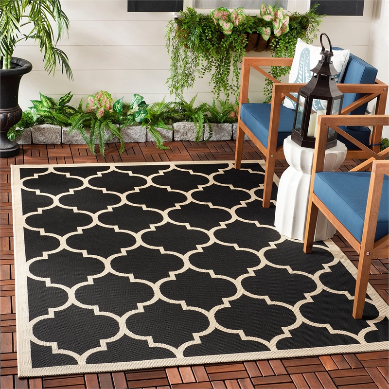 Pemberly Row Polypropylene Blue Indoor Outdoor Rug - 2'7