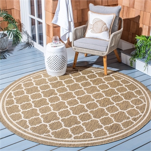 Pemberly Row Polypropylene Brown Indoor Outdoor Rug - Round 4'