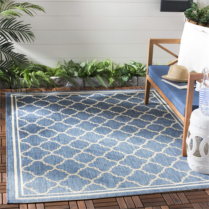 Pemberly Row Polypropylene Blue Indoor Outdoor Rug - Square 5'3