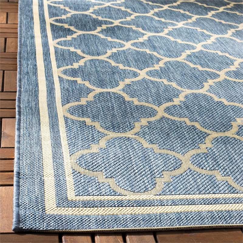 Pemberly Row Polypropylene Blue Indoor Outdoor Rug - Square 5'3