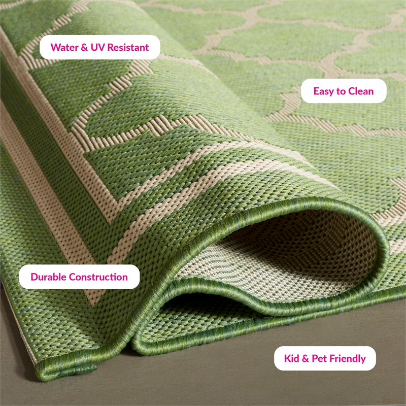 Pemberly Row Polypropylene Green Indoor Outdoor Rug - Runner 2'3