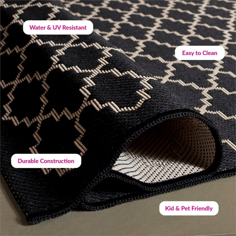 Pemberly Row Polypropylene Black Indoor Outdoor Rug - Runner 2'3