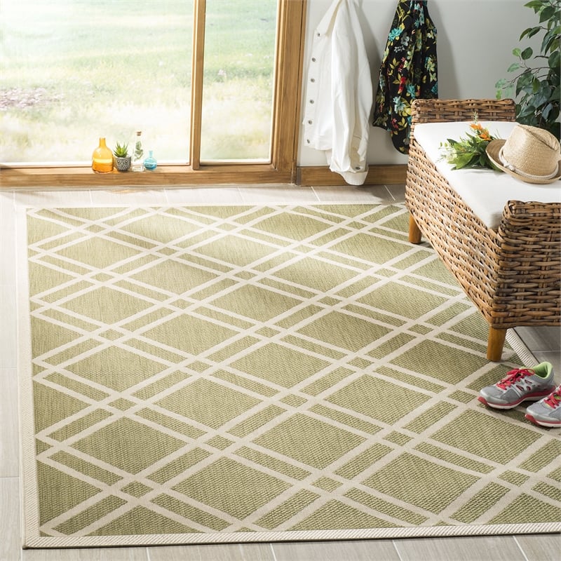 Pemberly Row Polypropylene Green Indoor Outdoor Rug - Square 7'10