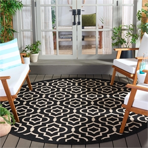 Pemberly Row Polypropylene Black Indoor Outdoor Rug - Round 7'10&quot