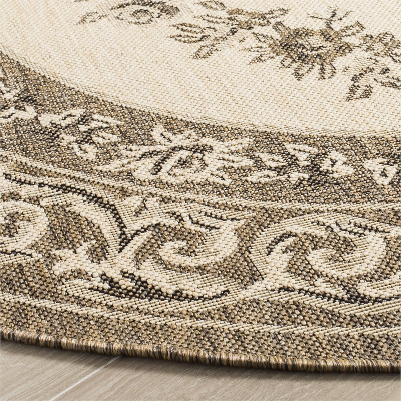 Pemberly Row Polypropylene Creme Indoor Outdoor Rug - Round 5'3