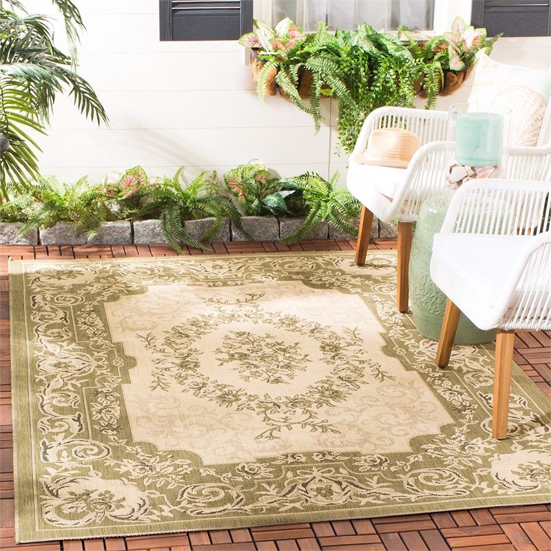 Pemberly Row Polypropylene Cream Indoor Outdoor Rug - 5'3