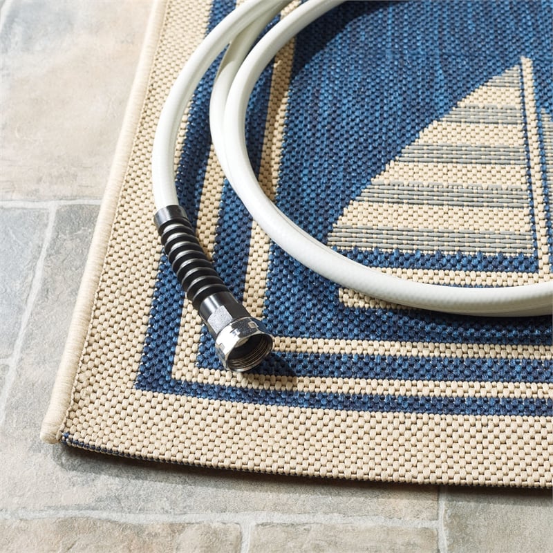 Pemberly Row Polypropylene Navy Indoor Outdoor Rug - 6'7