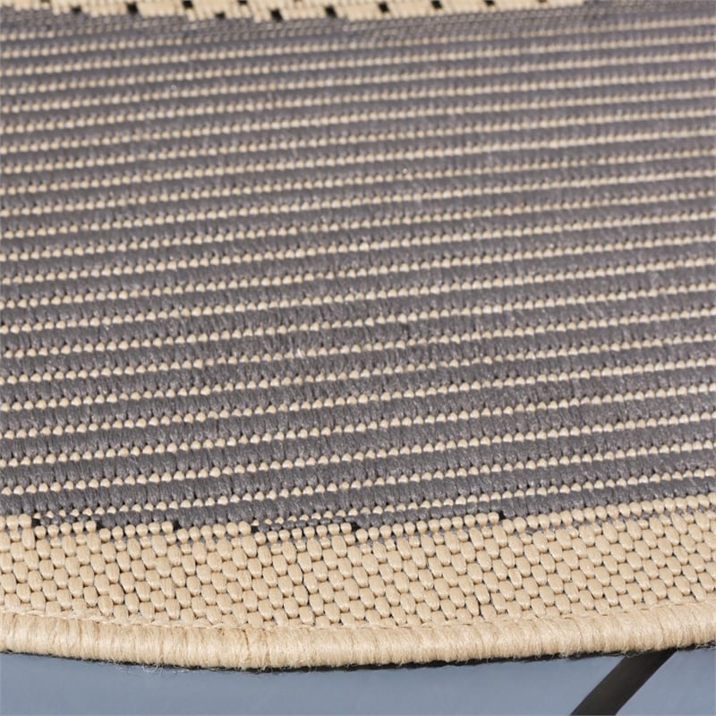 Pemberly Row Polypropylene Grey Indoor Outdoor Rug - Round 7'10