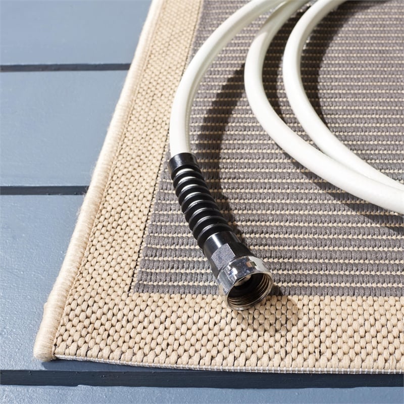 Pemberly Row Polypropylene Grey Indoor Outdoor Rug - Square 7'10