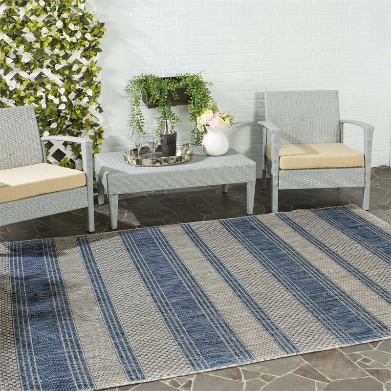 Pemberly Row Polypropylene Grey Indoor Outdoor Rug - 4' x 5'7