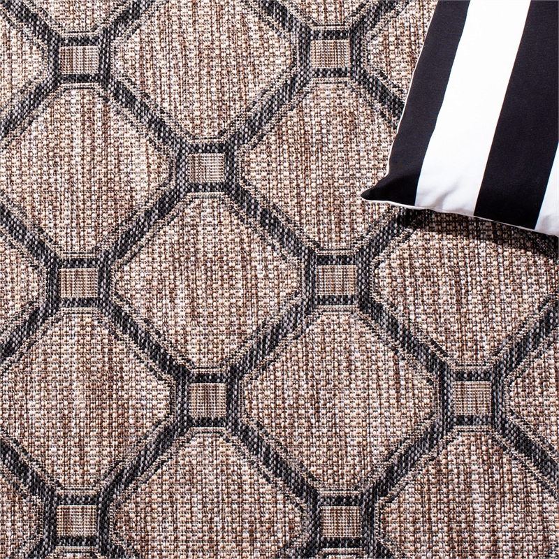 Pemberly Row Polypropylene Natural Indoor Outdoor Rug - 8' x 11'