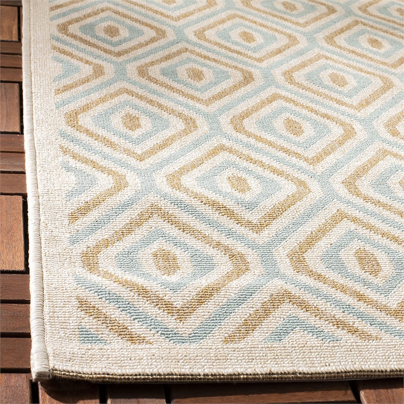 Pemberly Row Polypropylene Cream Indoor Outdoor Rug - 2'7