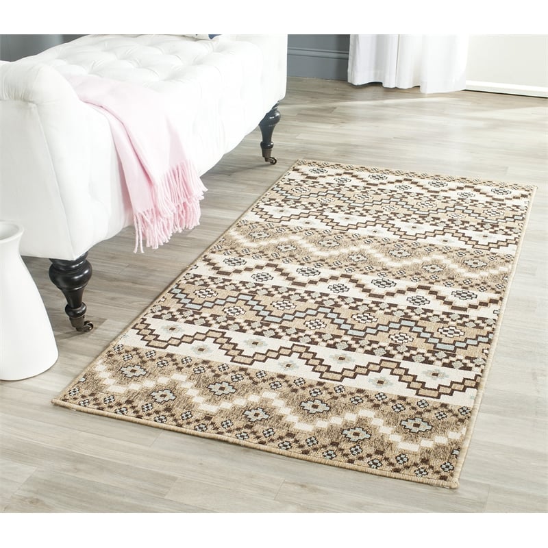 Pemberly Row Polypropylene Creme Indoor Outdoor Rug - 2'7