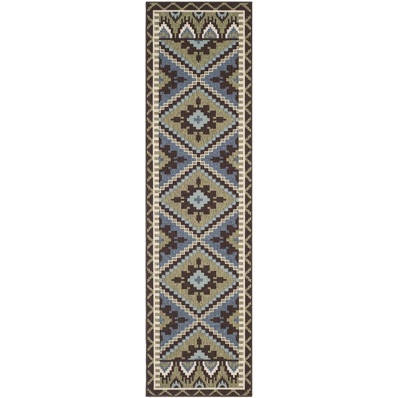 Pemberly Row Polypropylene Green Indoor Outdoor Rug - Runner 2'3
