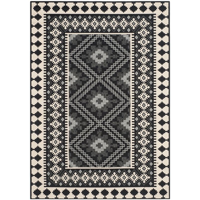 Pemberly Row Polypropylene Black Indoor Outdoor Rug - 5'3