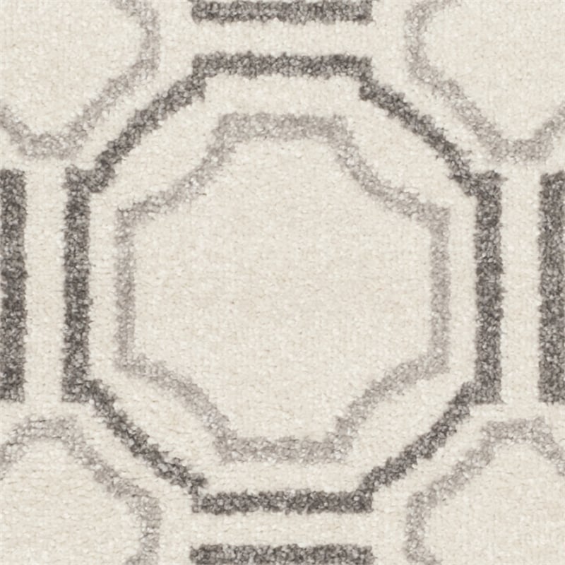 Pemberly Row Polypropylene Ivory Indoor Outdoor Rug - 2'3