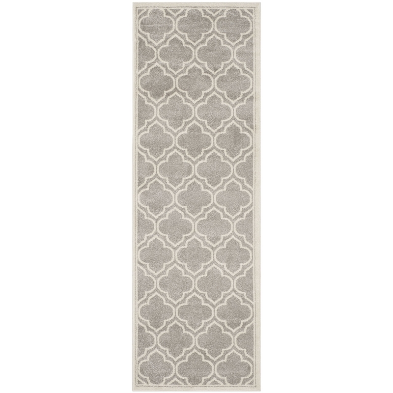 Pemberly Row Polypropylene Light Grey Indoor Outdoor Rug - 2'3