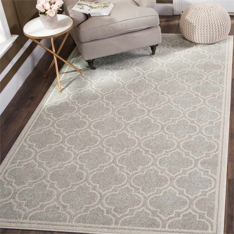 Pemberly Row Polypropylene Light Grey Indoor Outdoor Rug - Square 9'
