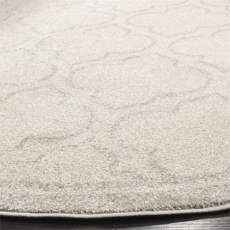 Pemberly Row Polypropylene Ivory Indoor Outdoor Rug - Round 7'