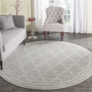 Pemberly Row Polypropylene Light Grey Indoor Outdoor Rug - Round 7'