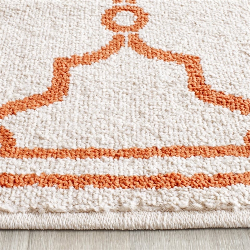 Pemberly Row Polypropylene Beige Indoor Outdoor Rug - 4' x 6'