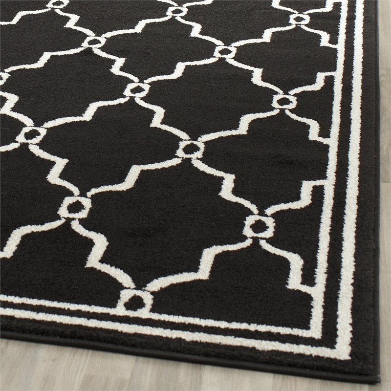 Pemberly Row Polypropylene Anthracite Indoor Outdoor Rug - 4' x 6'