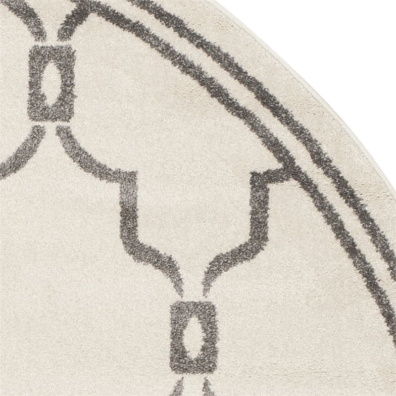 Pemberly Row Polypropylene Ivory Indoor Outdoor Rug - Round 7'