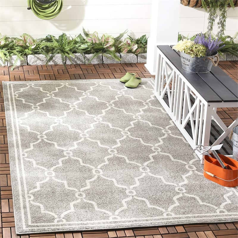 Pemberly Row Polypropylene Dark Grey Indoor Outdoor Rug - 5' x 8'